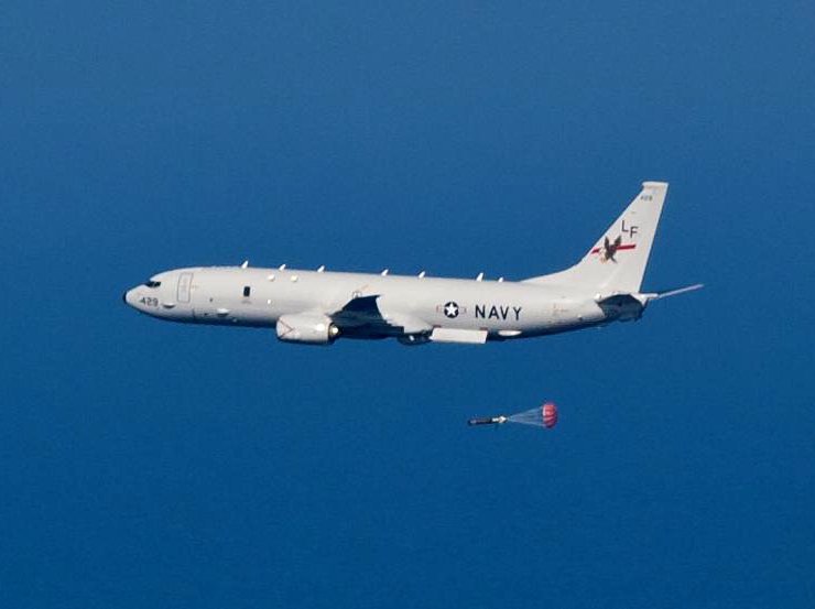 P-8A_Poseidon_of_VP-16_dropping_torpedo_in_2013.jpg