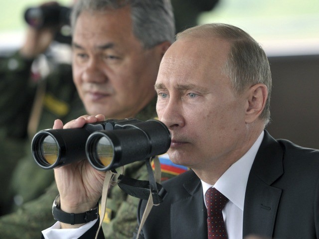 putin-binoculars-AP.JPG