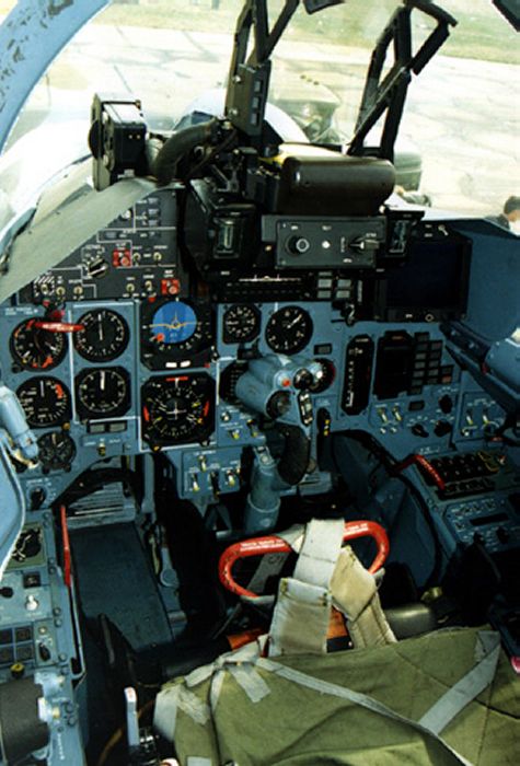 su33_panel_01.jpg