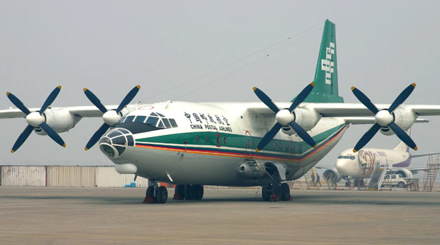 antonov-an-12-shaanxi-y-8-01.jpg