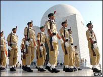 _44050480_karachi_jinnah_afp.jpg