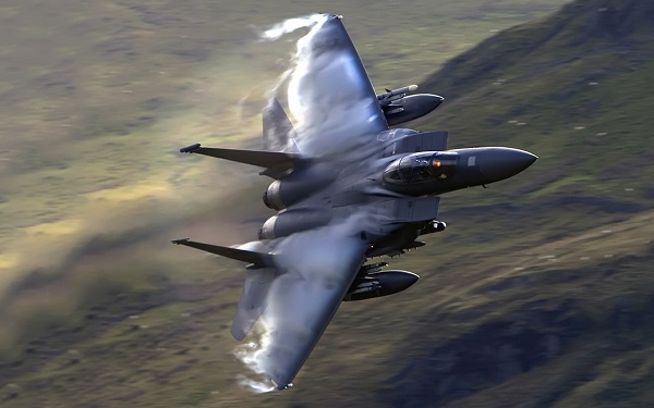 f-15-eagle-wallpapers-1920-1200.jpg