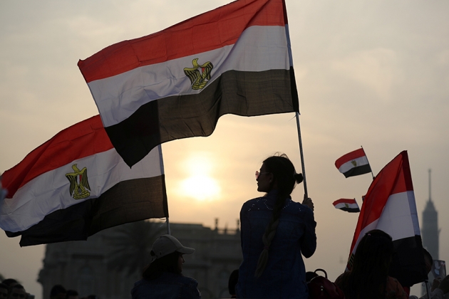 EgyptFlagRallyProtestWomenElectionCairoRTX5FHGX-630x420.jpg
