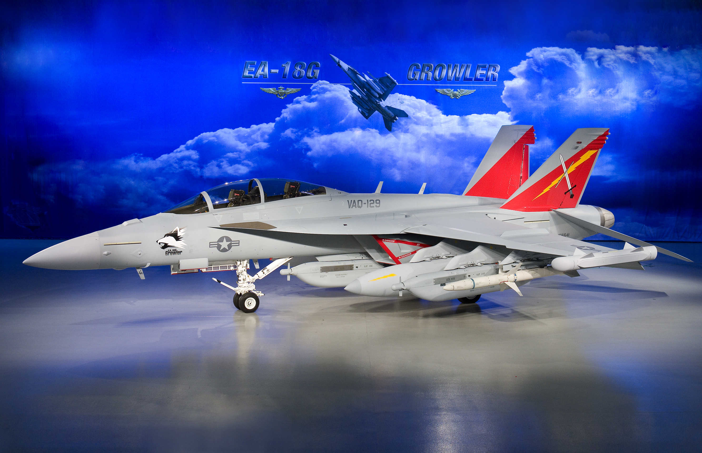 EA-18G-Growler.jpg