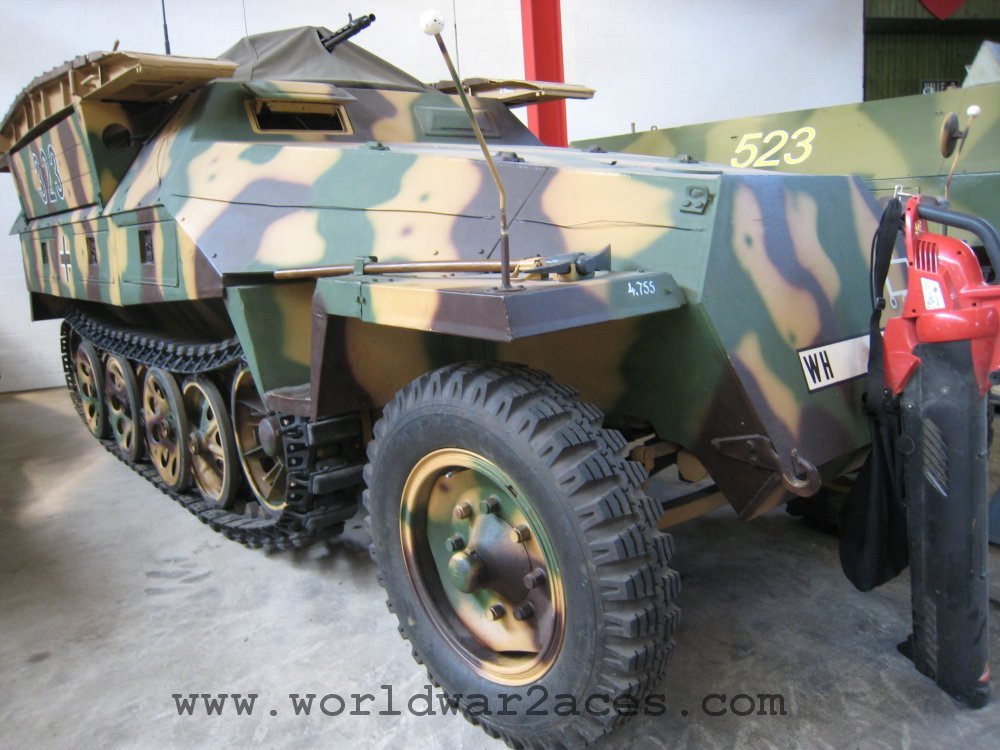 sdkfz251-7-1364.jpg