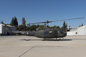 809_UH-1H_10214_8sqn_RJAF-300x200.jpg