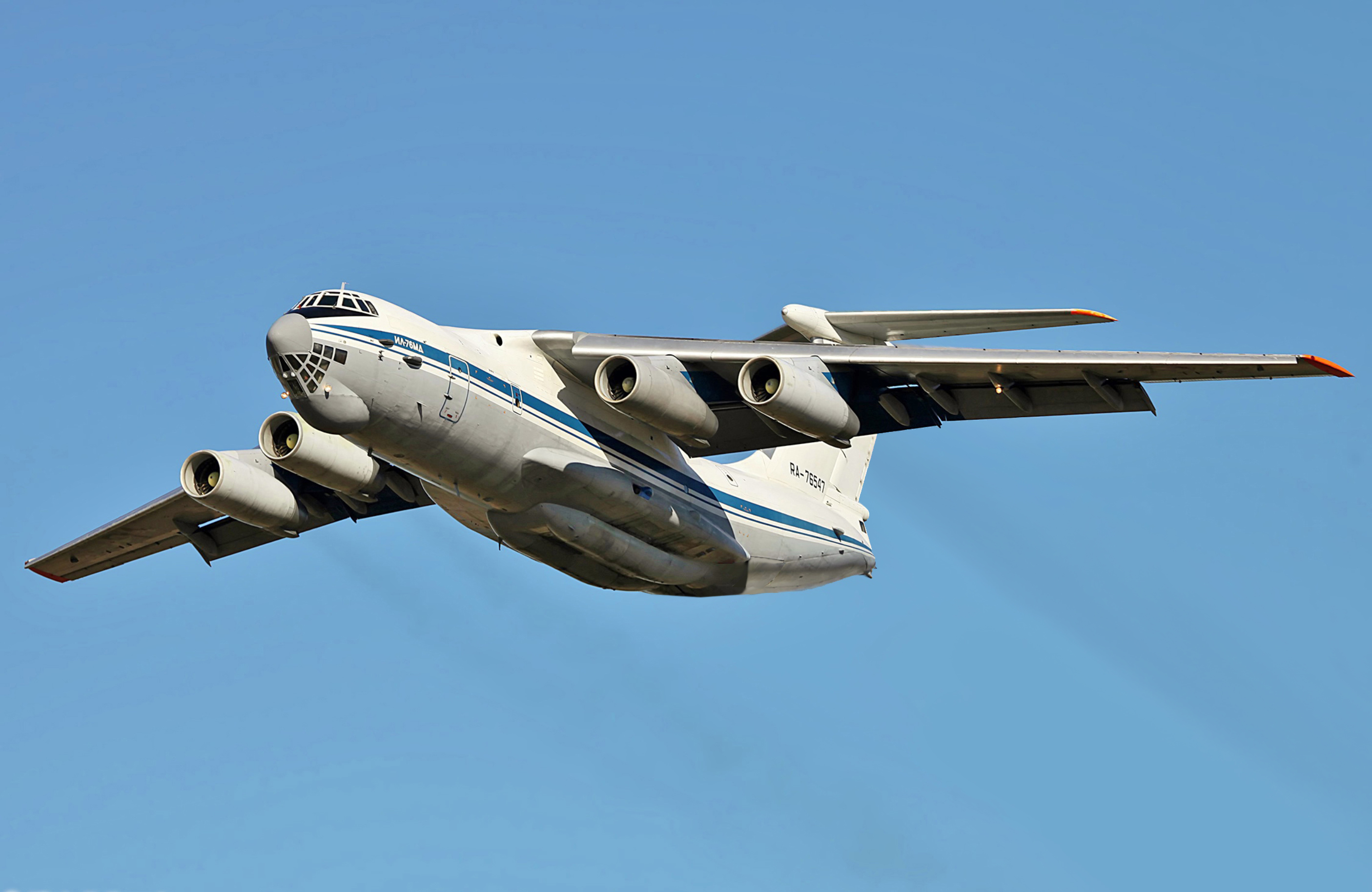 IL-76MD_-_TankBiathlon2013_%28modified%29.jpg