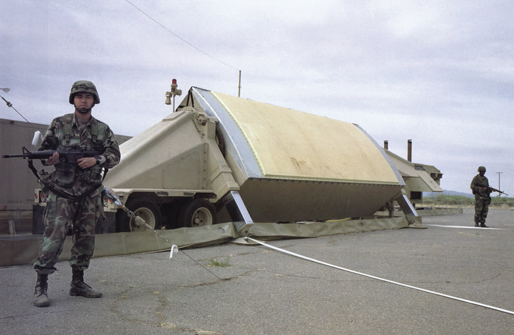 ABM_AN-TPY-2_Radar_Guarded_lg.jpg