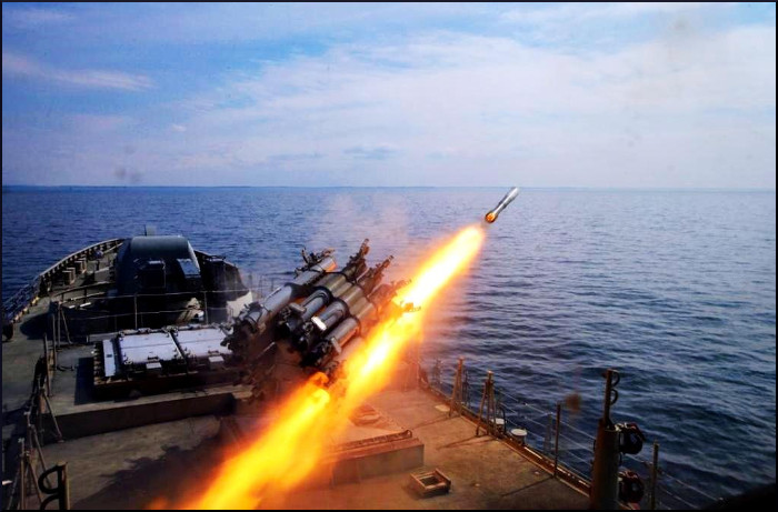 INS_Tabar_firing_an_RBU_rocket.jpg