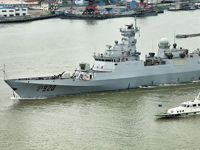 ob_0dc581_c28a-corvette-adhafer-920.jpg