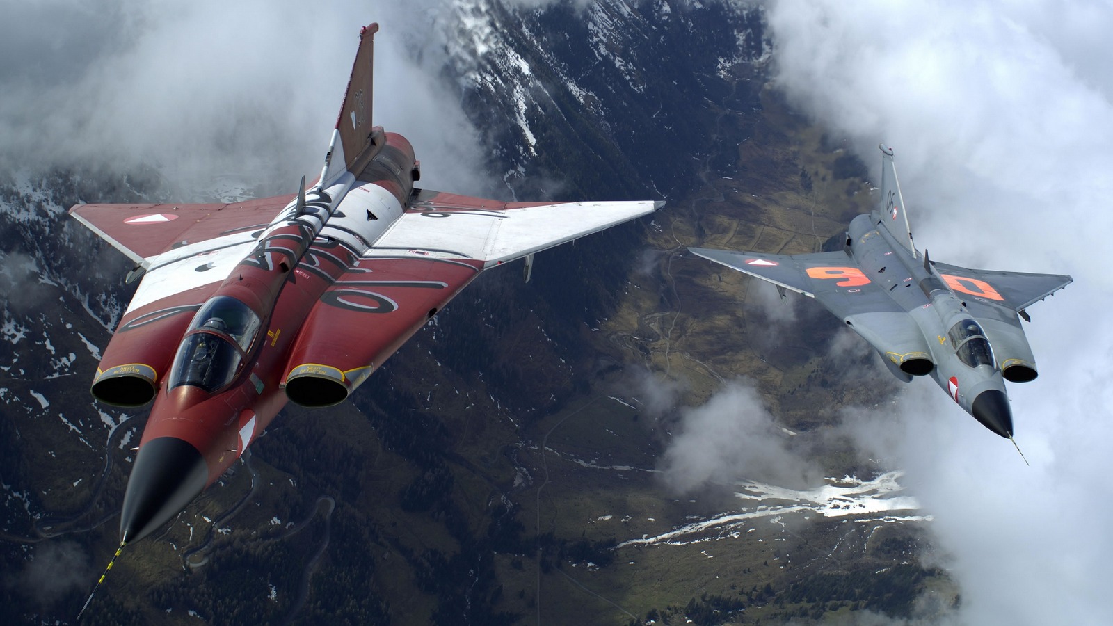 Austrian-airforce-drakens.jpg