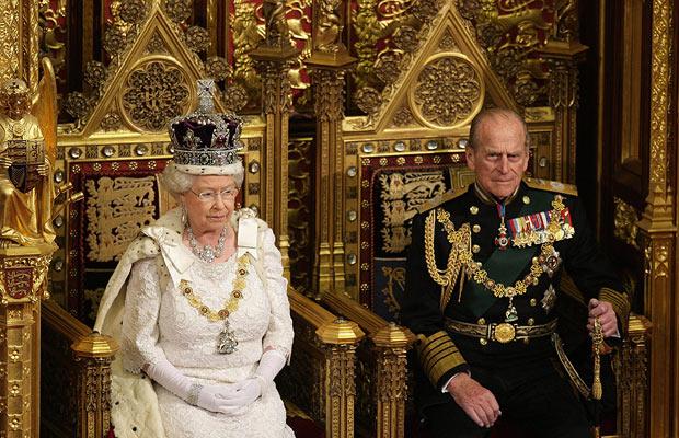 queen-phil-thrones.jpg