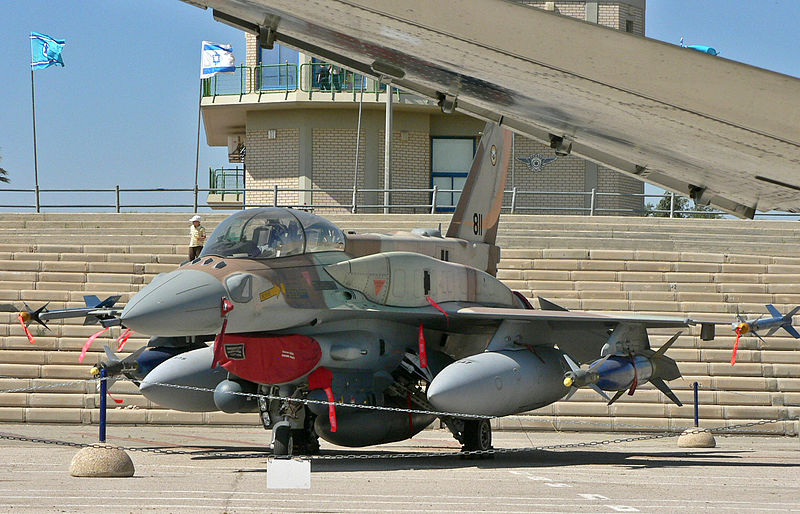 800px-F-16Isufa002.jpg