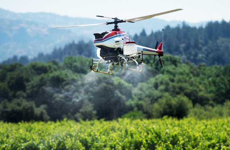 Yamaha_crop_Sprayer_Drone_RMAX.jpg