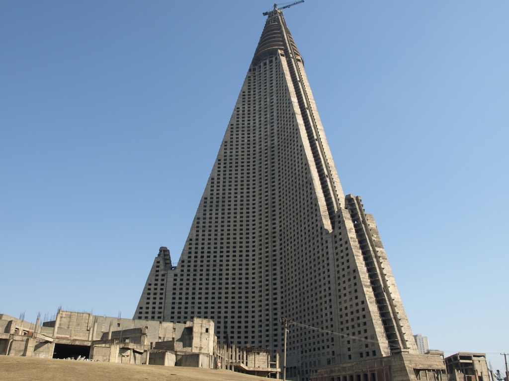 ryugyong_hotel_05.jpg