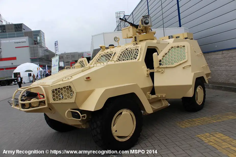 Poland_donates_to_Ukraine_30_Oncilla_4x4_armored_personnel_carrier_vehicles_925_001.jpg