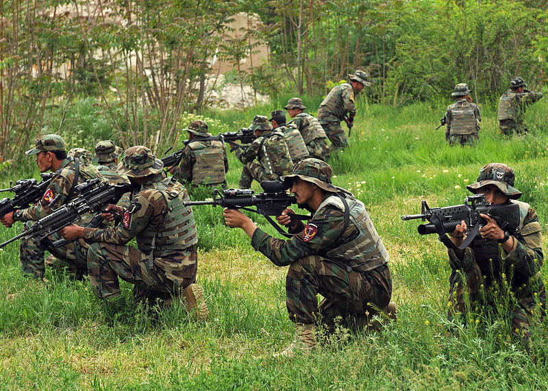 800px-Afghan_commandos_take_training_lead.jpg