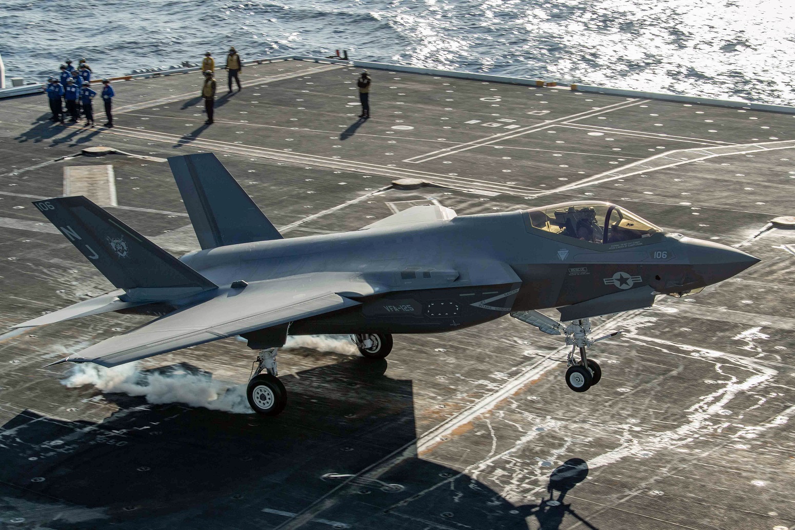 appontage-F-35-C-USS-Nimitz-sujet-USN.jpg