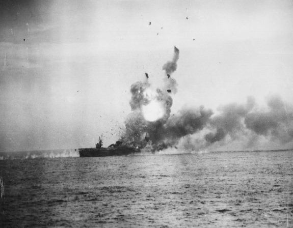 a-kamikaze-strikes-st-lo-causing-an-enormous-fireball-leyte-gulf-1944.jpg