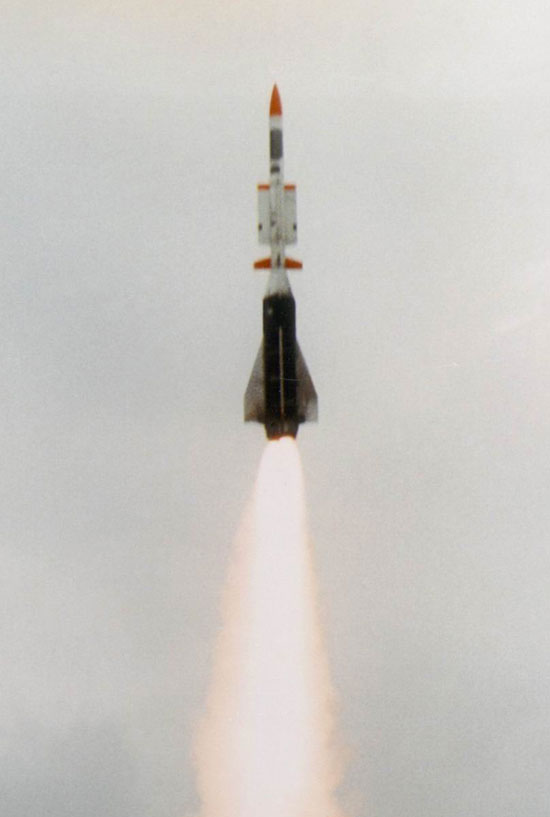 navyaster30b.jpg