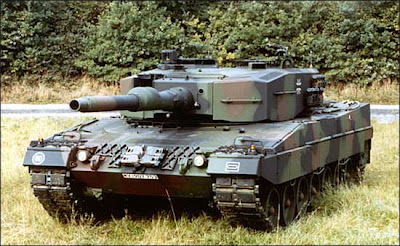 Leo2A4-KMW-01.jpg