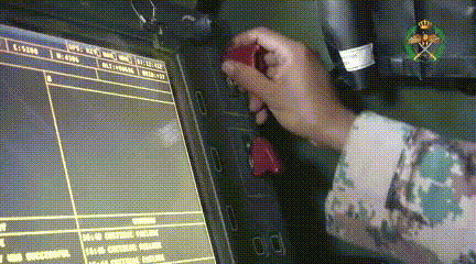 p_716a7o1.gif