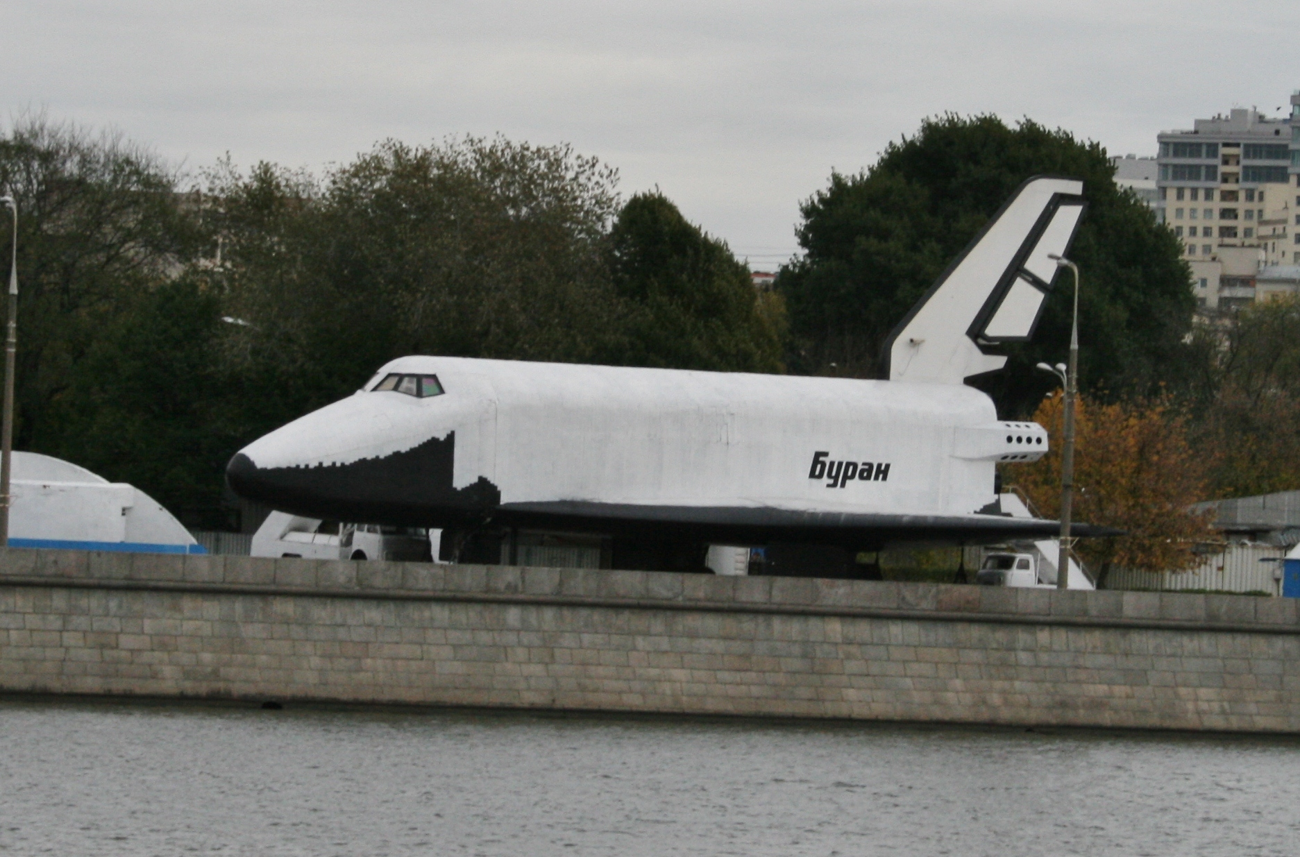 img_3586-3-buran-test-shuttle-ok-tva.jpg