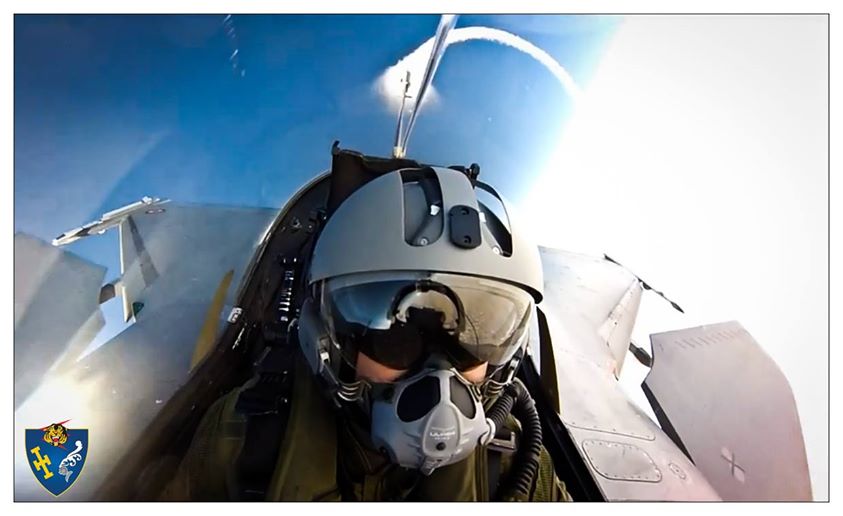 Rafale-selfie.jpg