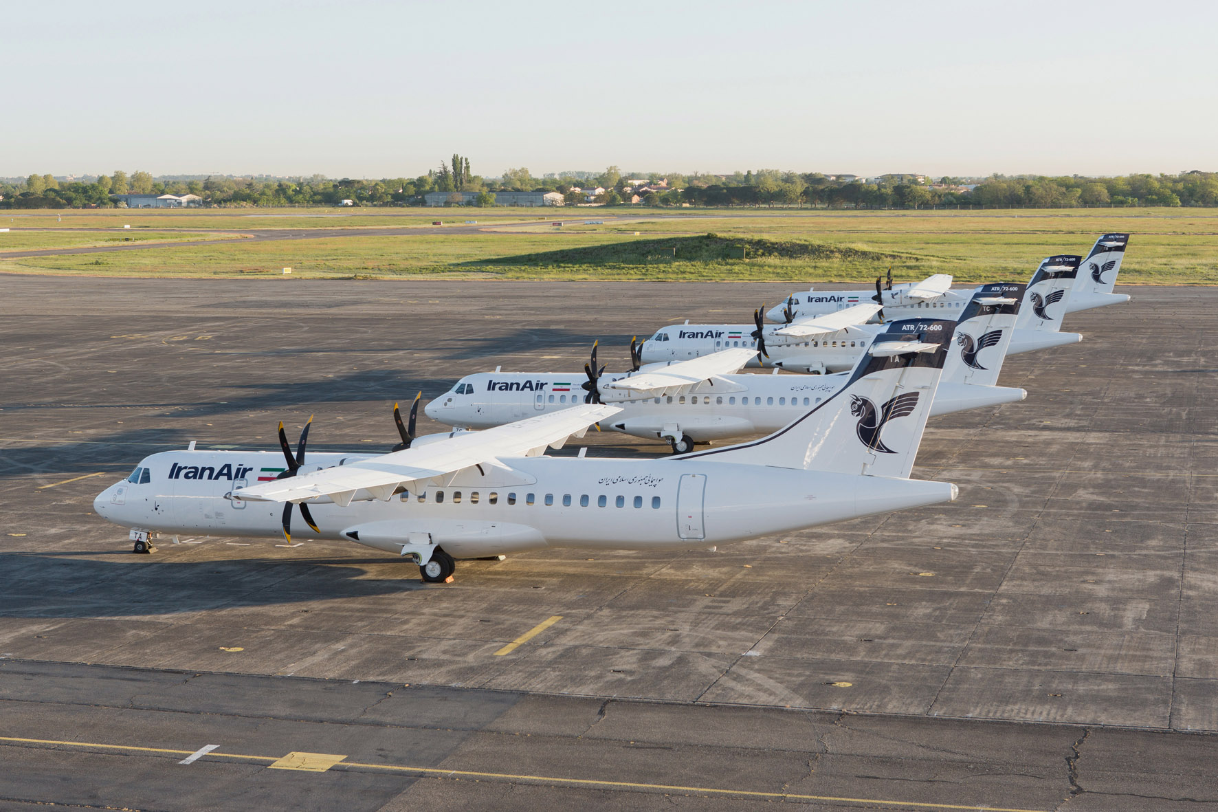 atr-72-600-iranairlow.jpg