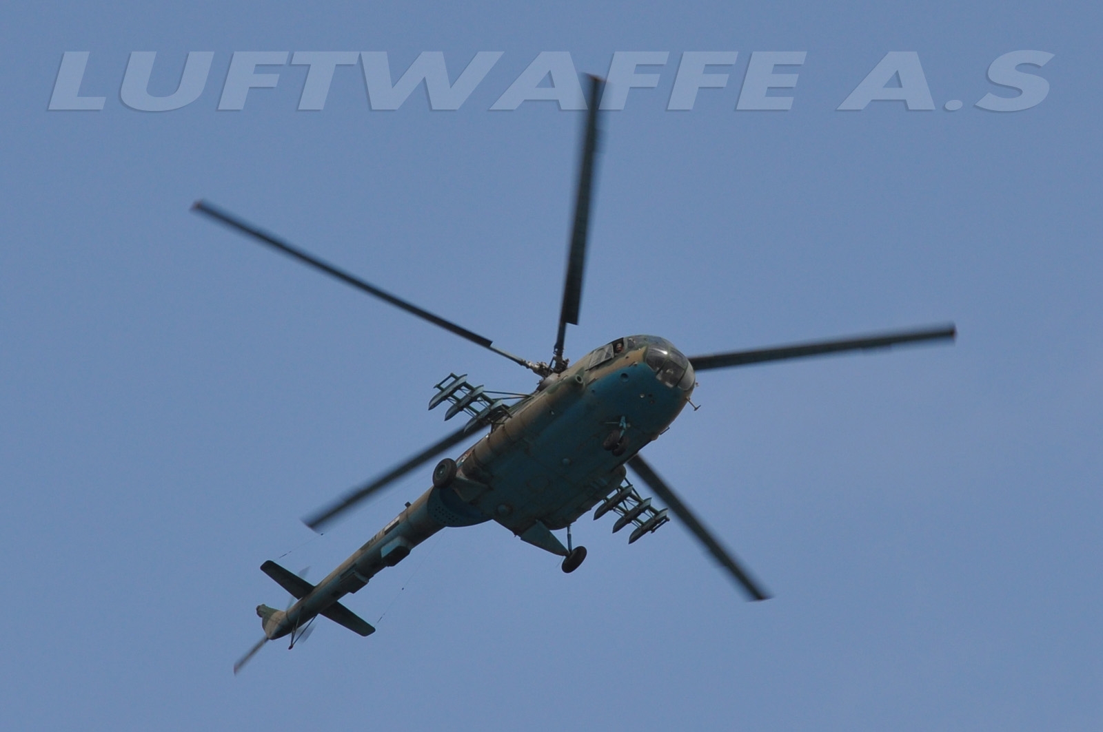 Mi-17+Hip-H++unknown++++2010.JPG
