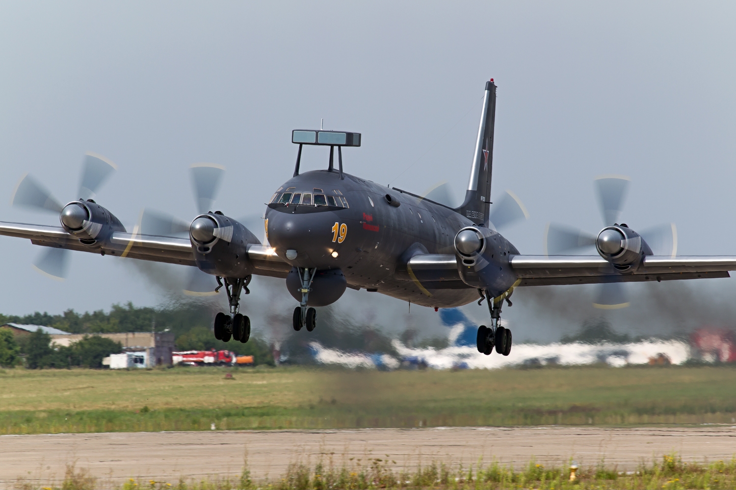 Russian_Navy_Il-38N.jpg