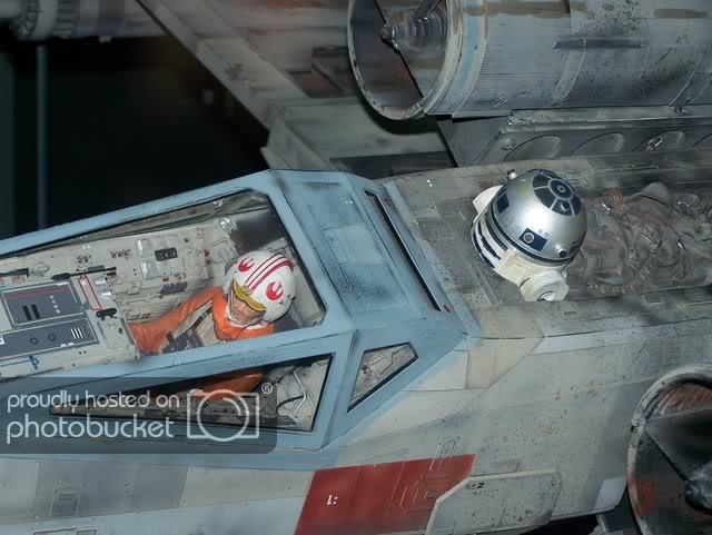 8807xwingfighterluker2d.jpg