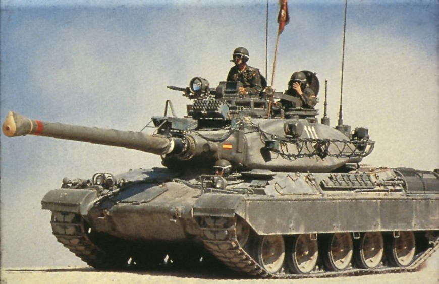 AMX-30_02.jpg