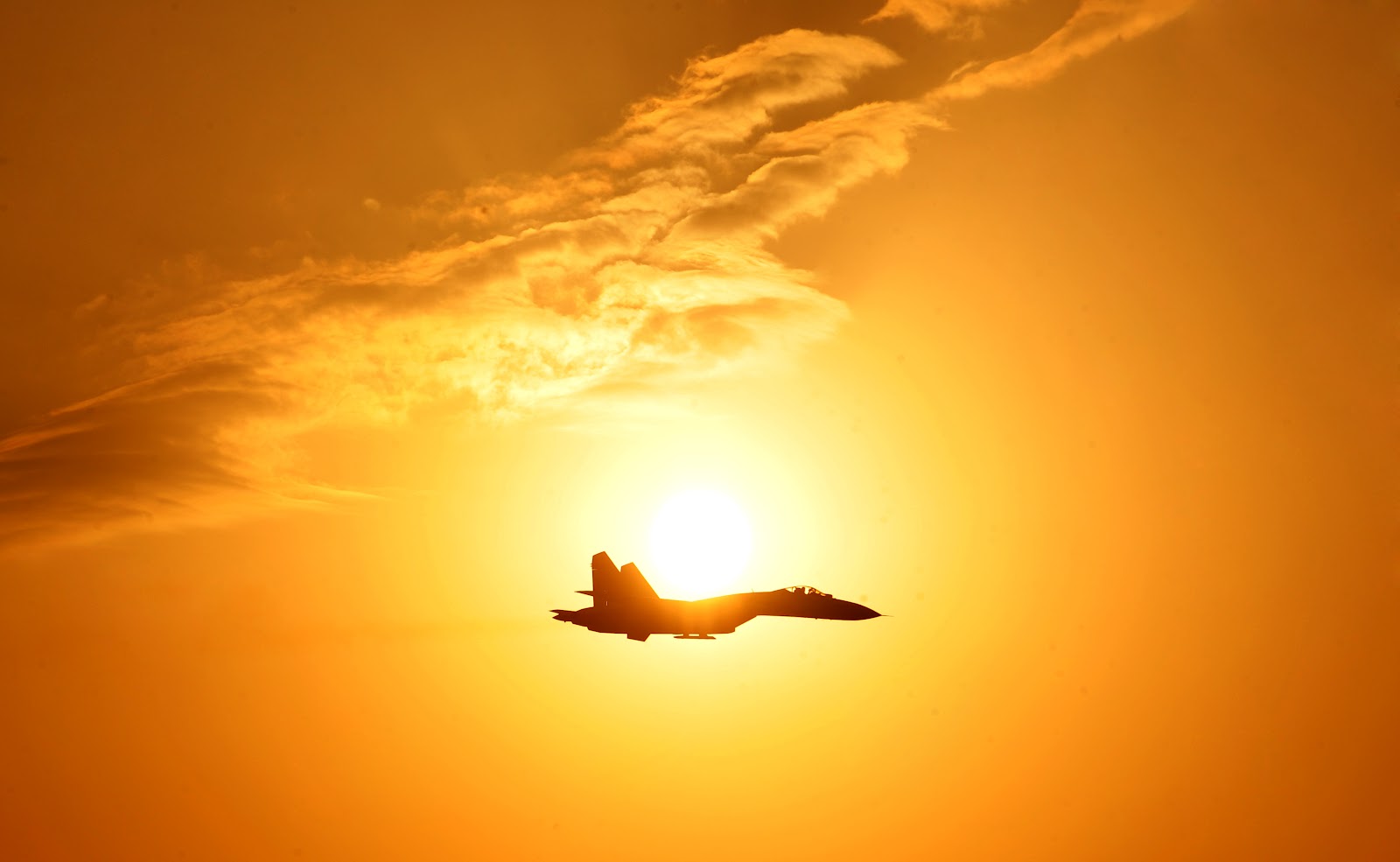 sukhoi_sunset.jpg