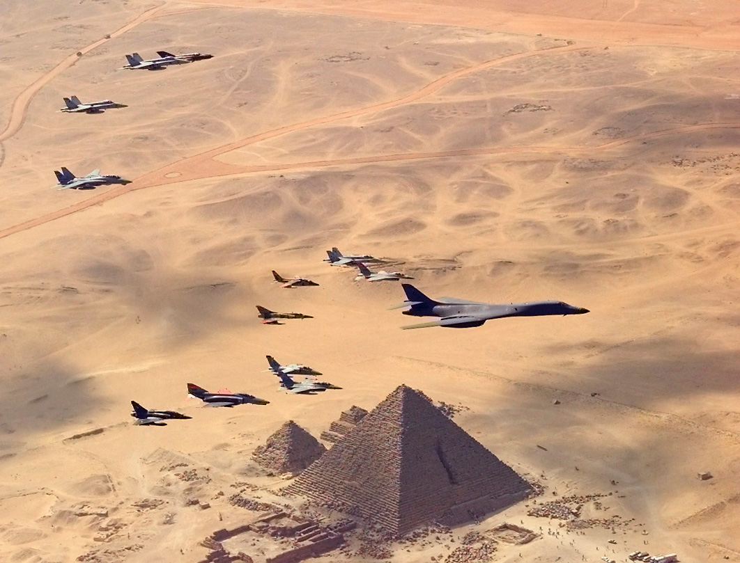 B1-B_with_Pyramids_01.jpg