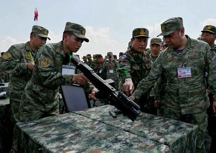 47124-china-military-700_496.webp