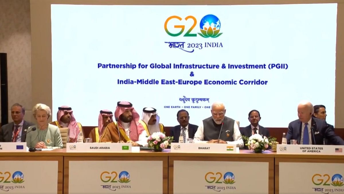 Modi-G20-corridor.jpg