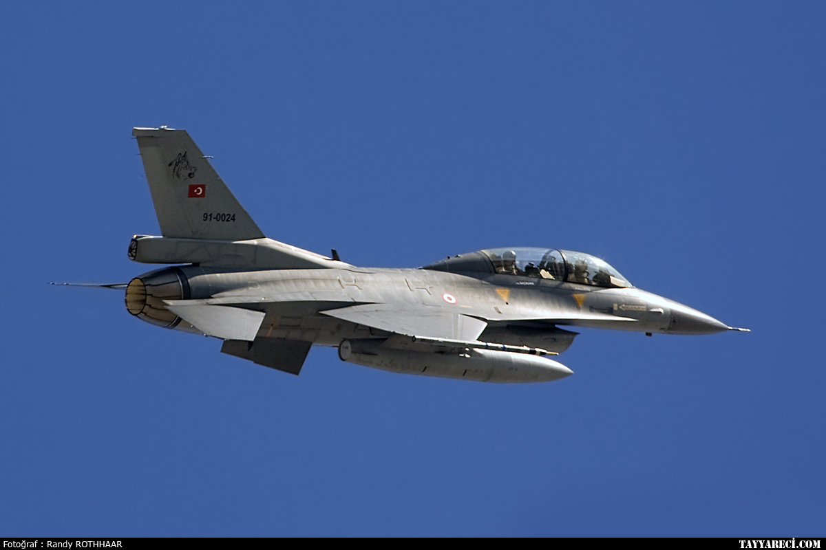 F-16-496.jpg