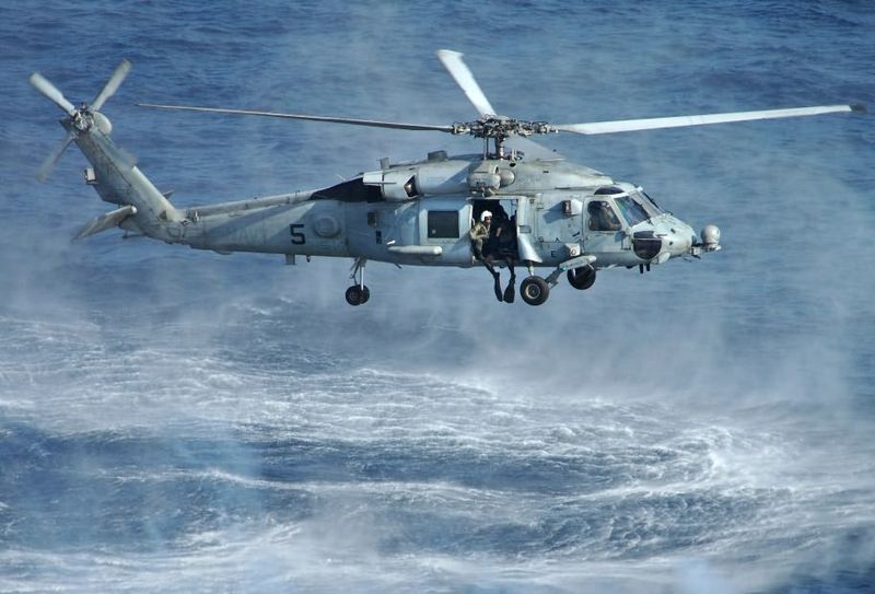 800px-SH-60_Seahawk.jpg