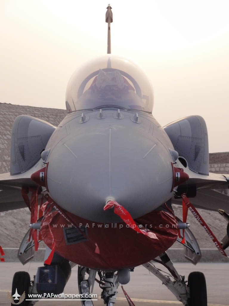 F-16_bk52_c_2.jpg