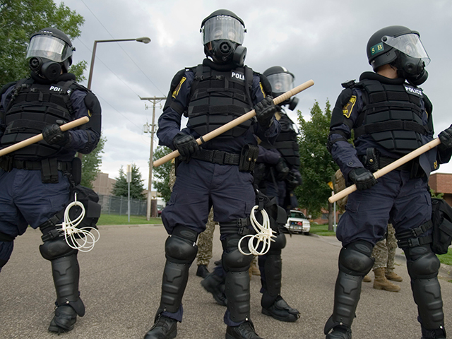 riot-police_9-2-08.jpg