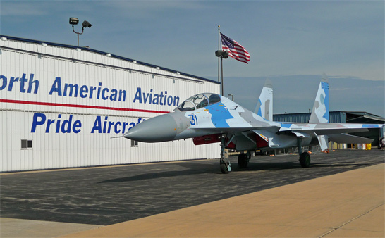 su27-hangar-11oclock-01.jpg