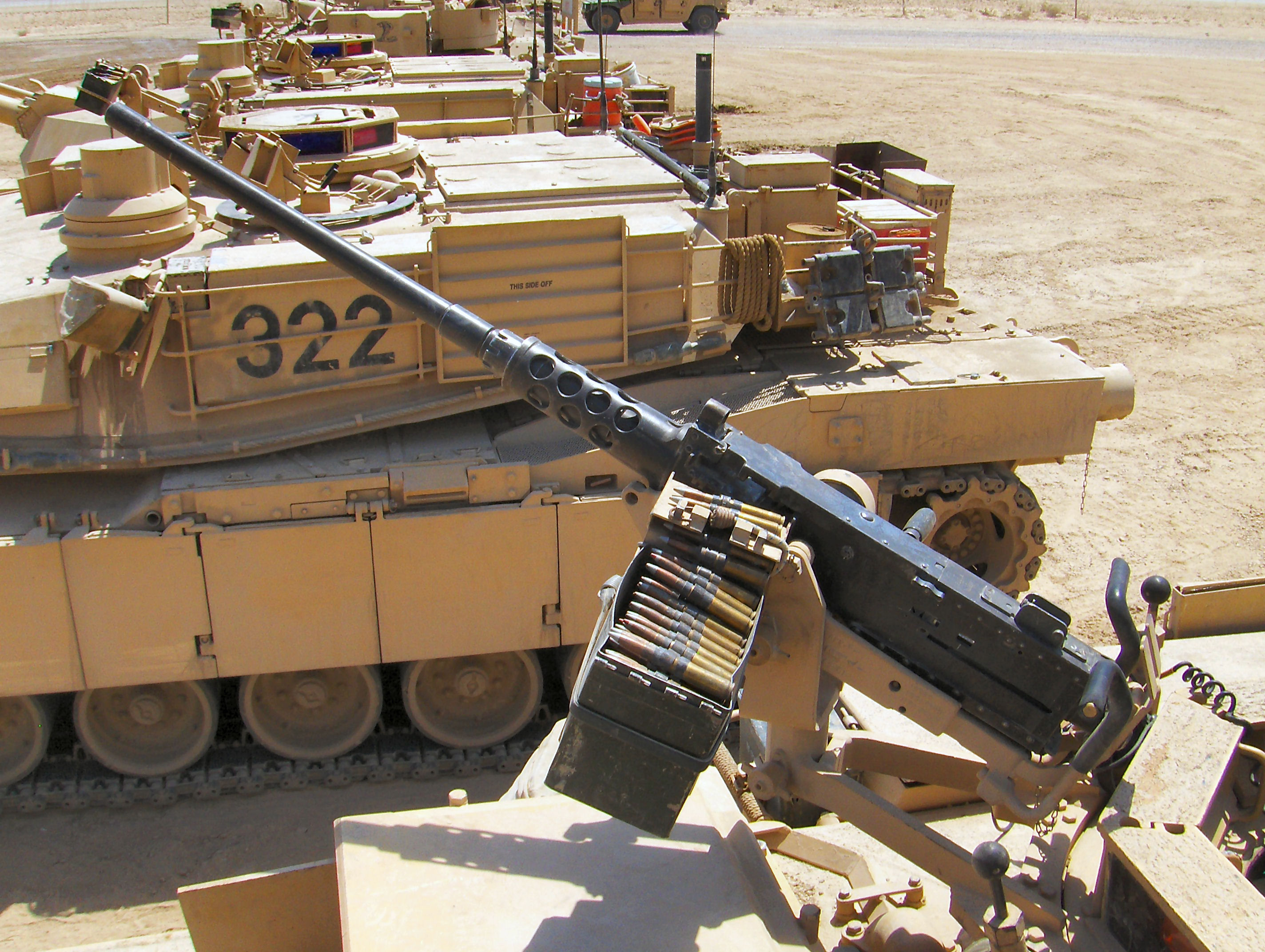 m1a2_details_051_of_125.jpg