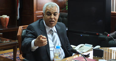 s7200927131715.jpg