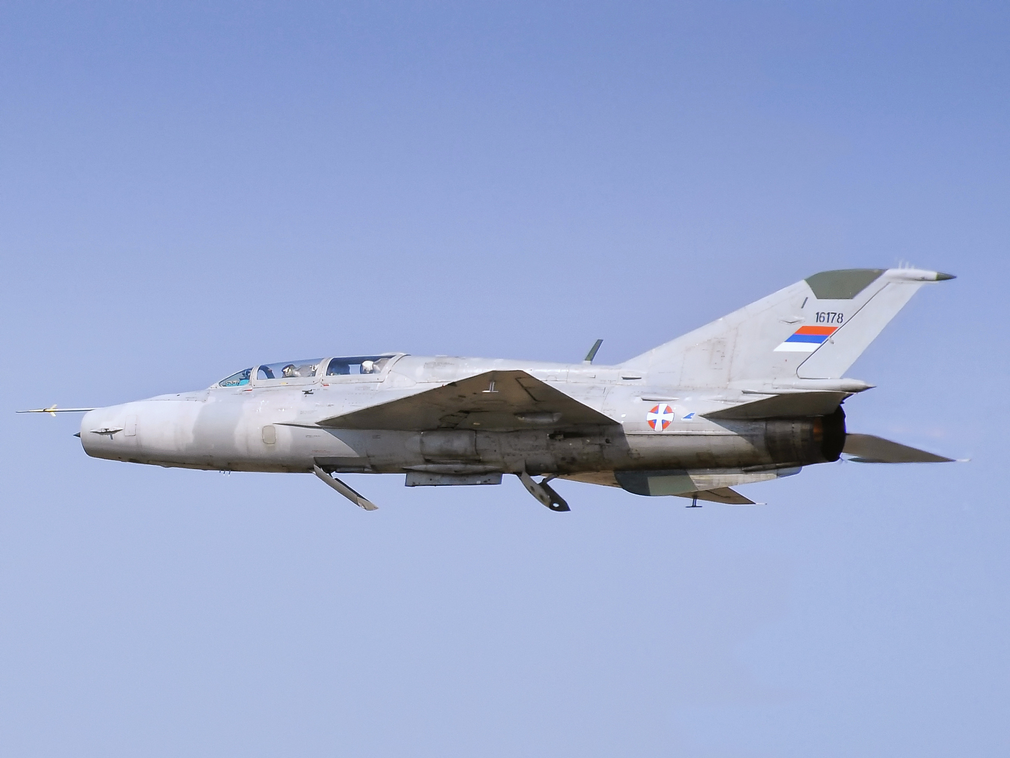 MiG-21UM_16178_Serbian_Air_Force.jpg