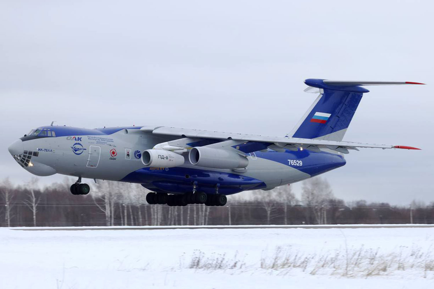 il-76ll-pd-8-0.jpg