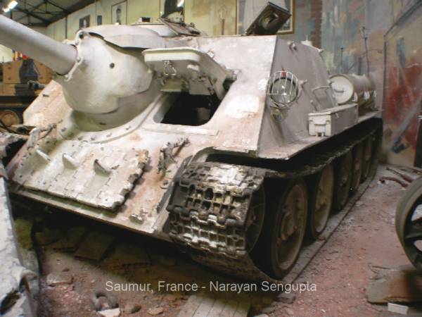 SU-100_04.jpg