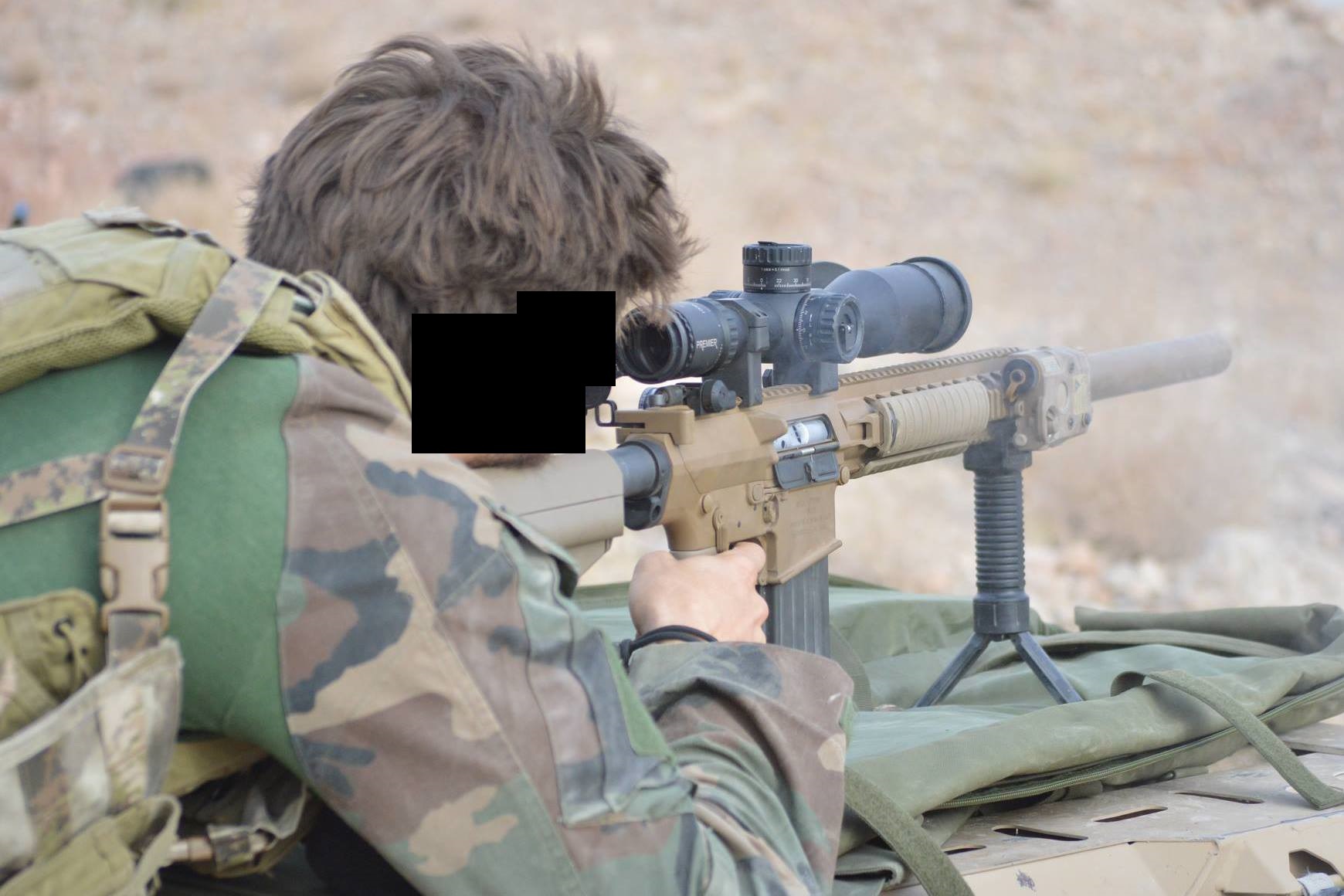 lqD9CM1.jpg