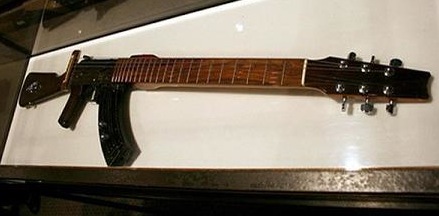 guitare-ak-47.jpg