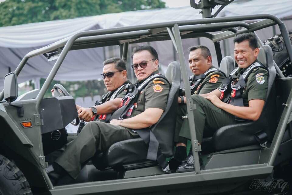 Drkk9OEUcAAk8Tx.jpg